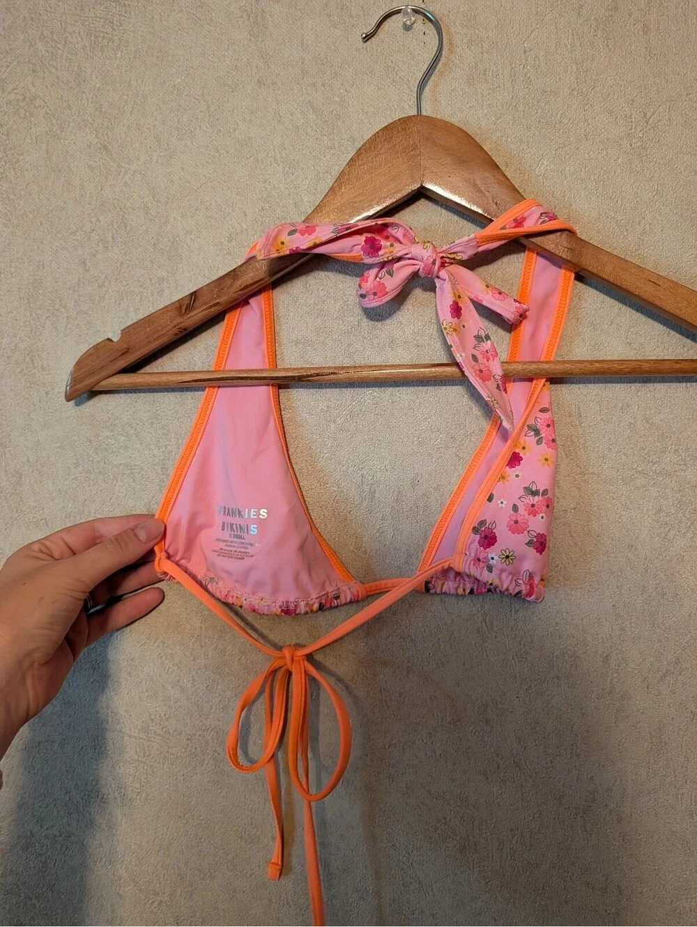 FRANKIES BIKINIS pink floral Diana bikini top sz XS